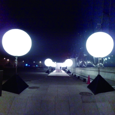 매력적인 조명 붓는 행성 / 붓는 PVC LED 매달아 장식용 전체 인쇄 풍선