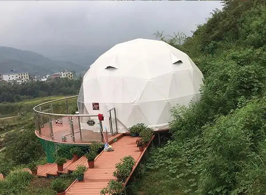 럭셔리 이글루 글램핑 리조트 지오데식 돔 텐트