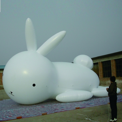 광고용 대형 부풀이 만화 모델
